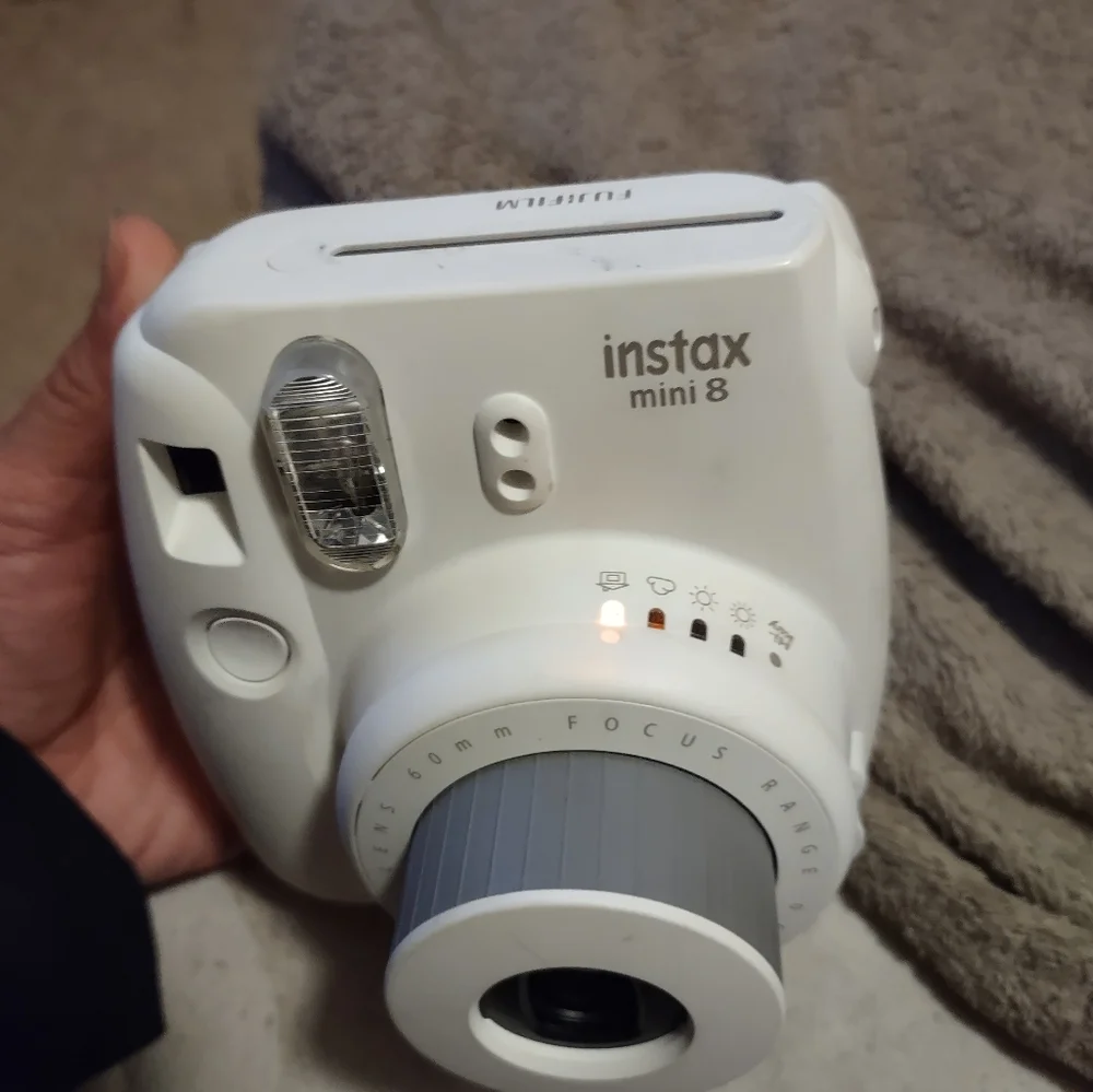 Fujifilm INSTAX mini 8